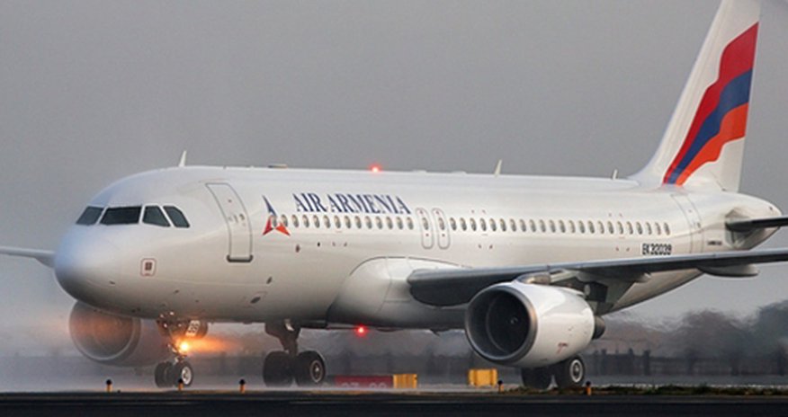 Компания Air Armenia приостановила перевозки пассажиров Компания Air Armenia приостановила перевозки пассажиров