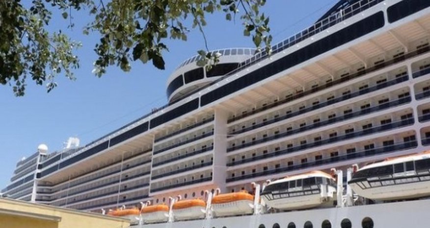 Jihadists 'using cruise ships' to reach Middle East war zones Jihadists 'using cruise ships' to reach Middle East war zones