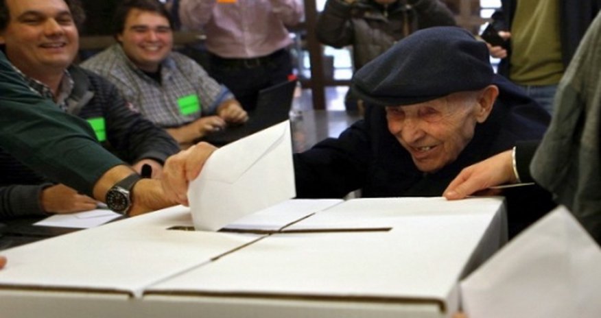 İspaniya: Katoloniyada keçirilən referendum faydasızdır İspaniya: Katoloniyada keçirilən referendum faydasızdır