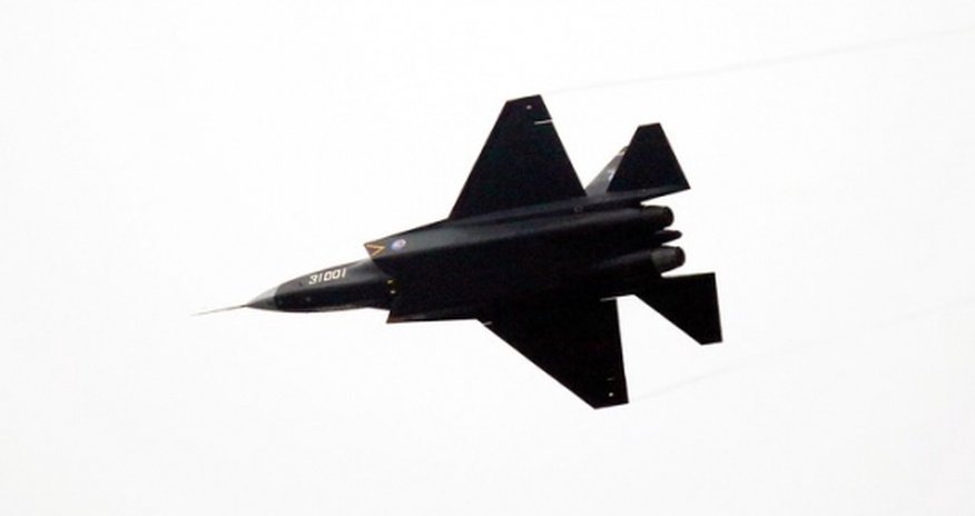 China shows off new stealth fighter to US military China shows off new stealth fighter to US military