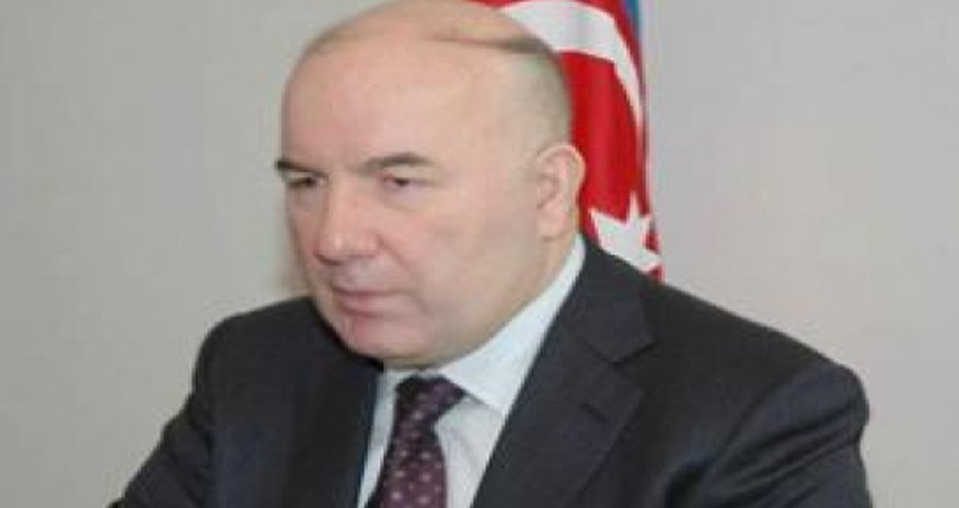 Эльман Рустамов: «Реструктуризация банков ни в коем случае не может проводиться в ущерб вкладов населения» Эльман Рустамов: «Реструктуризация банков ни в коем случае не может проводиться в ущерб вкладов населения»