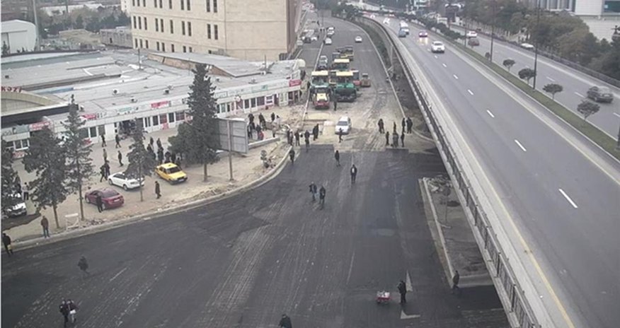 Sürücülərin nəzərinə: Bu yol bağlıdır - FOTO Sürücülərin nəzərinə: Bu yol bağlıdır - FOTO