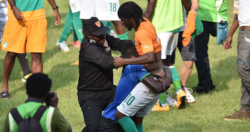 Ivory Coast seal Africa Cup of Nations place as fans invade pitch - PHOTO+VIDEO Ivory Coast seal Africa Cup of Nations place as fans invade pitch - PHOTO+VIDEO