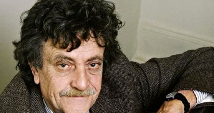 Kurt Vonnequt. GÜLÜMSƏYİN, İNDİ QUŞ ÇIXACAQ. (Hekayə) Kurt Vonnequt. GÜLÜMSƏYİN, İNDİ QUŞ ÇIXACAQ. (Hekayə)