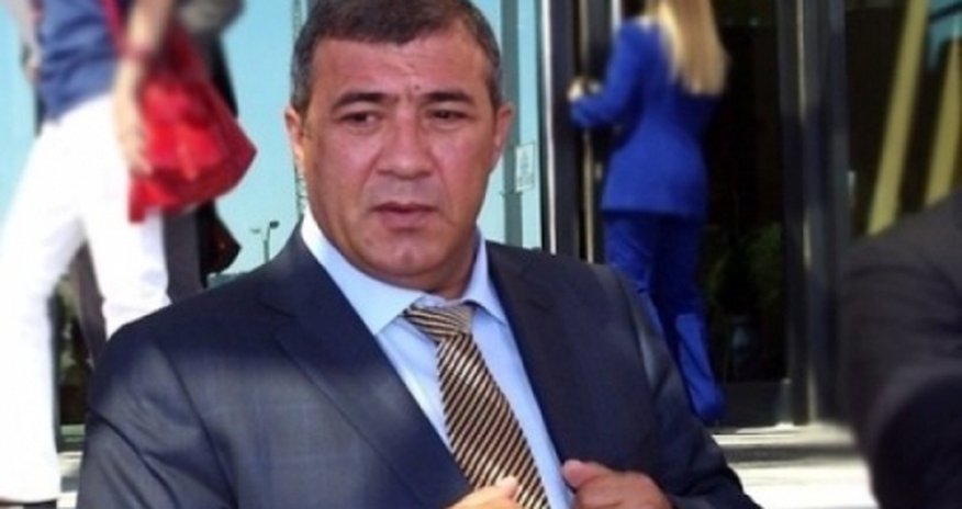 Erməni prezident Azərbaycanda villa tikdirir Erməni prezident Azərbaycanda villa tikdirir