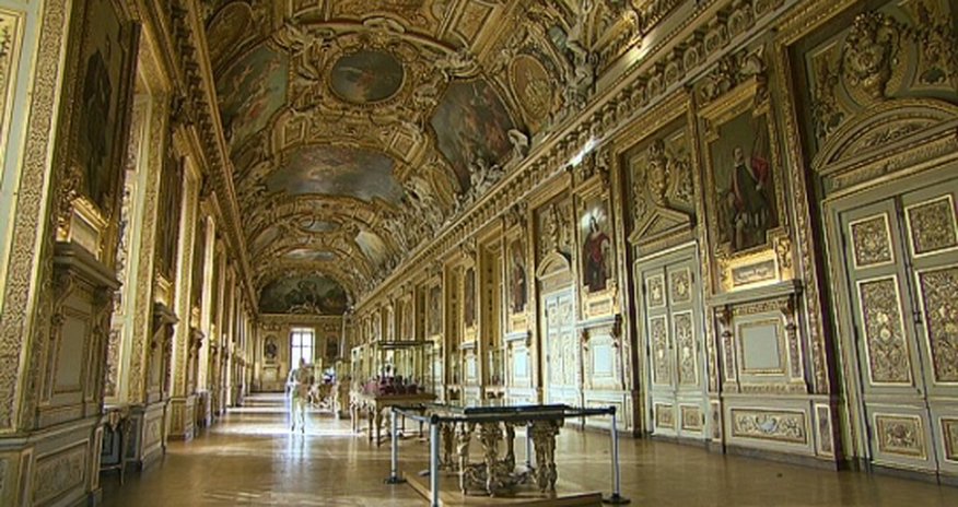 Louvre director Jean-Luc Martinez goes undercover Louvre director Jean-Luc Martinez goes undercover