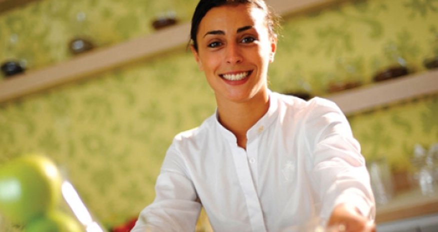 French cafe causes a stir by rewarding 'polite' clients French cafe causes a stir by rewarding 'polite' clients