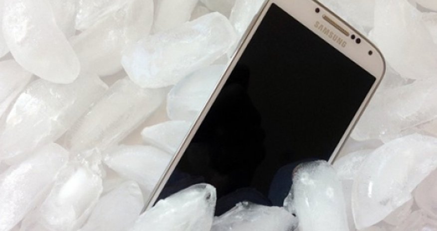 How to protect your phone in cold weather How to protect your phone in cold weather