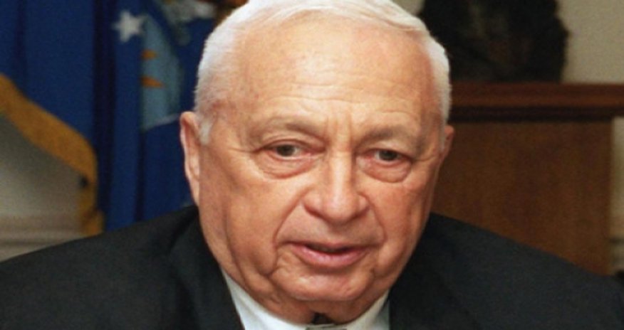 Former Israeli premier Ariel Sharon s life "in danger" Former Israeli premier Ariel Sharon s life "in danger"