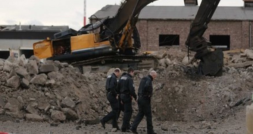 WW2 bomb blast kills digger driver in Germany WW2 bomb blast kills digger driver in Germany