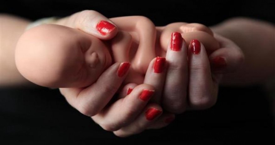 Pope Francis denounces abortion as horrific Pope Francis denounces abortion as horrific