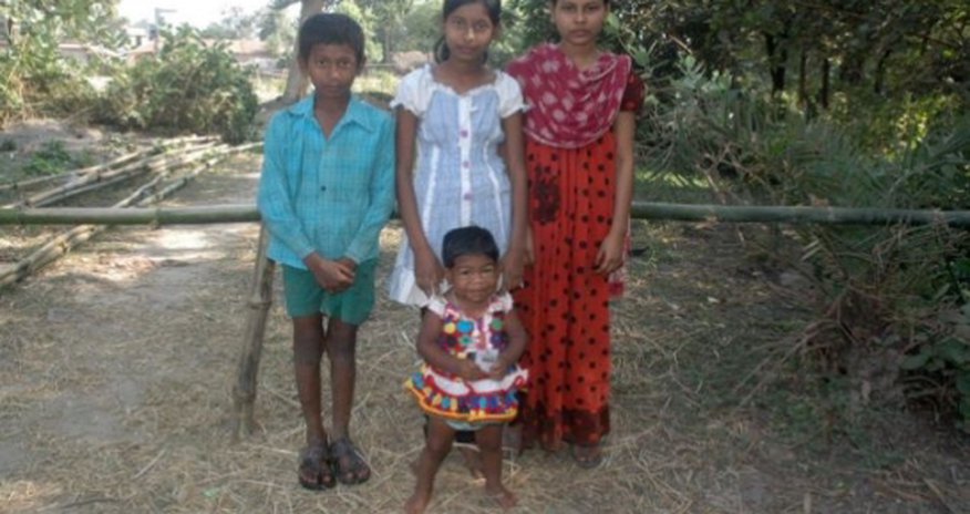 Teenager stopped growing just before her second birthday - PHOTO Teenager stopped growing just before her second birthday - PHOTO