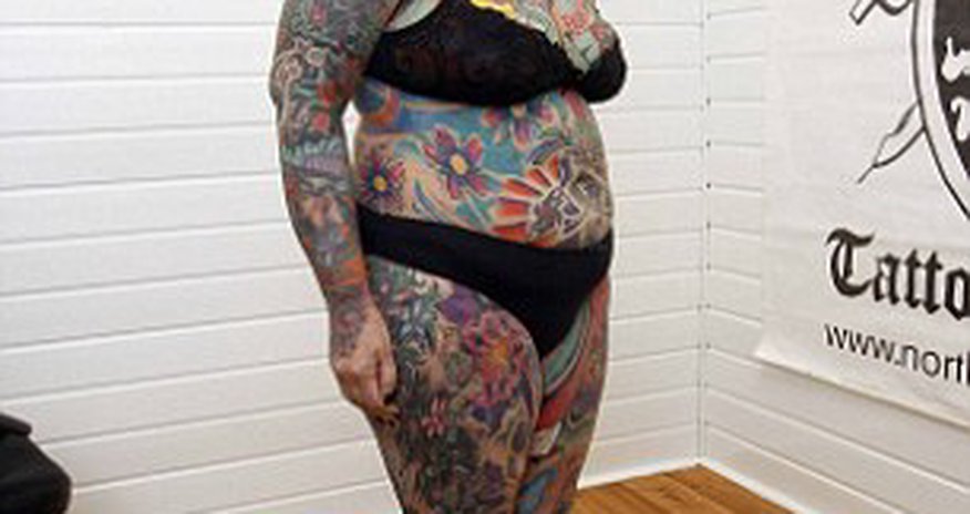 Woman spent more than 416 hours covering her entire body in tattoos - PHOTO Woman spent more than 416 hours covering her entire body in tattoos - PHOTO