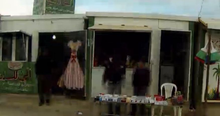 Wedding boutique in Jordan's largest refugee camp - PHOTO Wedding boutique in Jordan's largest refugee camp - PHOTO
