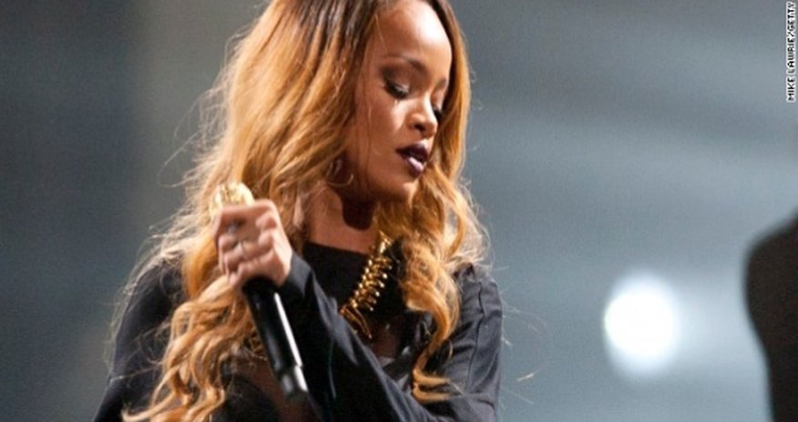 Rihanna adds star power to campaign for gay rights in Russia Rihanna adds star power to campaign for gay rights in Russia