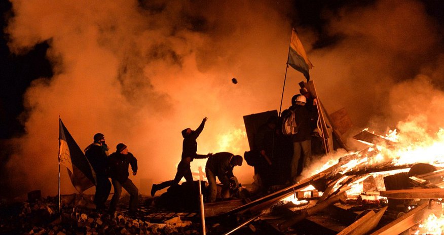 Truce declared to mourn those killed in Kiev - PHOTO+VIDEO Truce declared to mourn those killed in Kiev - PHOTO+VIDEO