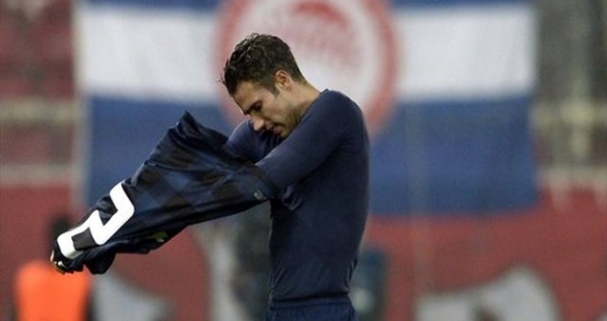 Van Persie criticises United team-mates Van Persie criticises United team-mates