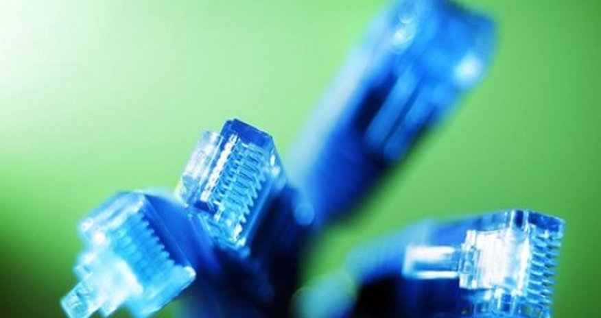 Hackers take control of 300,000 home routers Hackers take control of 300,000 home routers