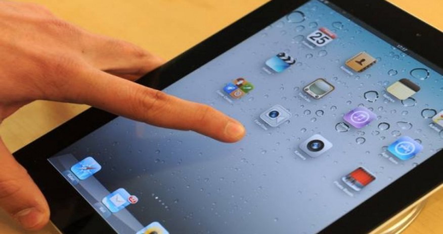 Son attacks Apple after it refuses to unlock his late mother’s iPad Son attacks Apple after it refuses to unlock his late mother’s iPad