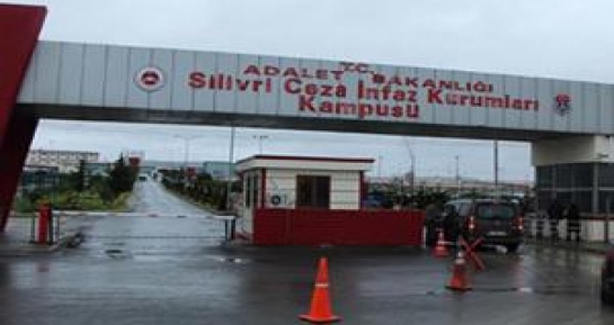 Turkish 'coup' convicts freed amid political turmoilts Turkish 'coup' convicts freed amid political turmoilts