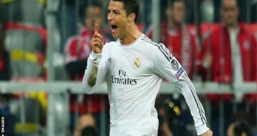 Cristiano Ronaldo breaks Lionel Messi's Champions League record Cristiano Ronaldo breaks Lionel Messi's Champions League record