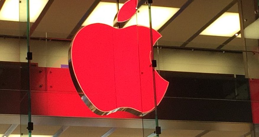 Apple store lights up its iconic logo red in support of World Aids Day Apple store lights up its iconic logo red in support of World Aids Day
