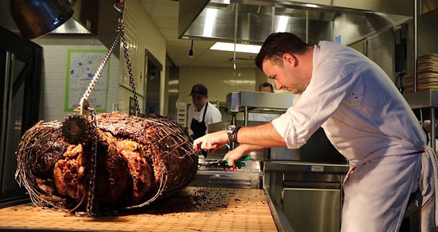 Restaurant invents the 'Lambpigcow' that makes the turducken look rather Restaurant invents the 'Lambpigcow' that makes the turducken look rather