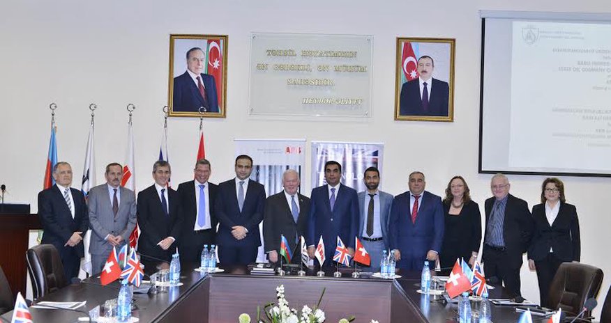 Ali Neft Məktəbi memorandum imzaladı - FOTOLAR Ali Neft Məktəbi memorandum imzaladı - FOTOLAR