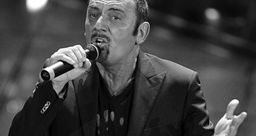 Умер итальянский певец Умер итальянский певец