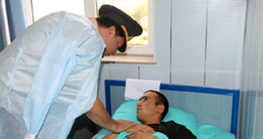 Baş Qərargah rəisi hərbi hospitalda oldu Baş Qərargah rəisi hərbi hospitalda oldu