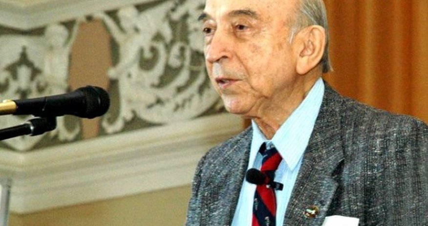Lütfü Zadə: "Ətrafındakı qeyri-sabitlik Azərbaycana təsir etməyib" Lütfü Zadə: "Ətrafındakı qeyri-sabitlik Azərbaycana təsir etməyib"