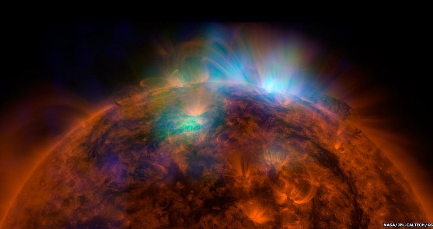 Sun's sizzling X-rays photographed from space Sun's sizzling X-rays photographed from space