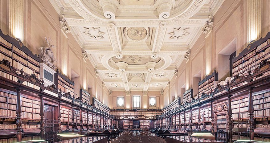 World's most spectacular LIBRARIES World's most spectacular LIBRARIES