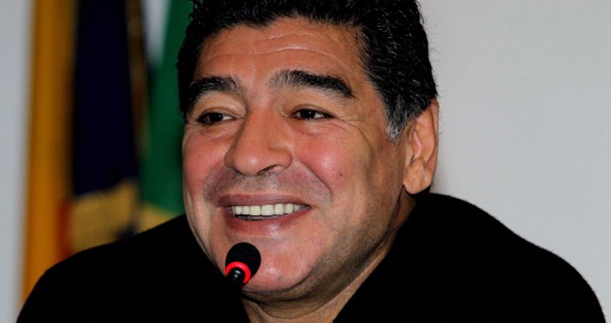 Maradona: "Nə Ronaldo, nə də Messi..." Maradona: "Nə Ronaldo, nə də Messi..."