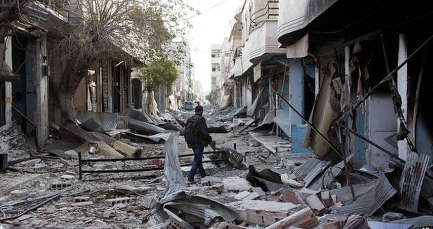 Islamic State: Kurds 'seize key Kobane district' Islamic State: Kurds 'seize key Kobane district'