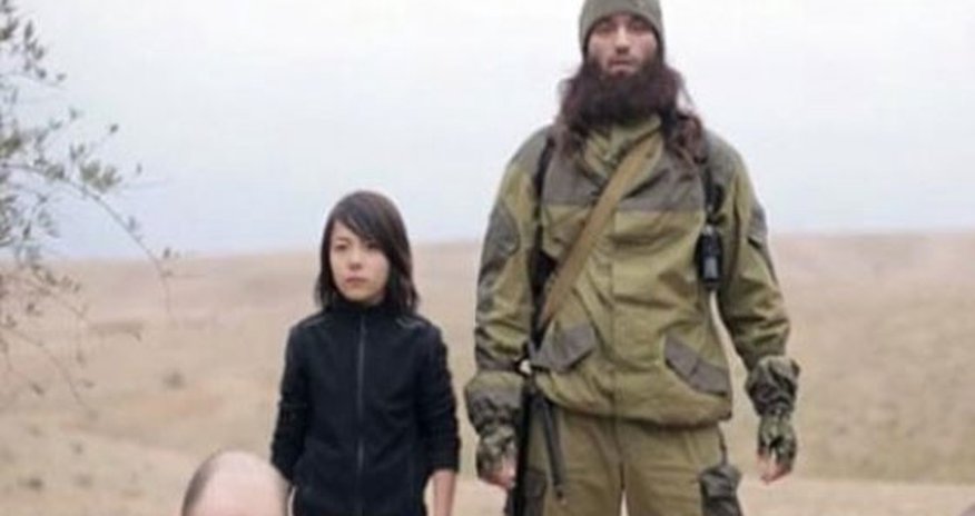 Uşaqlara edam təlimi verən terrorçu öldürüldü - FOTO Uşaqlara edam təlimi verən terrorçu öldürüldü - FOTO