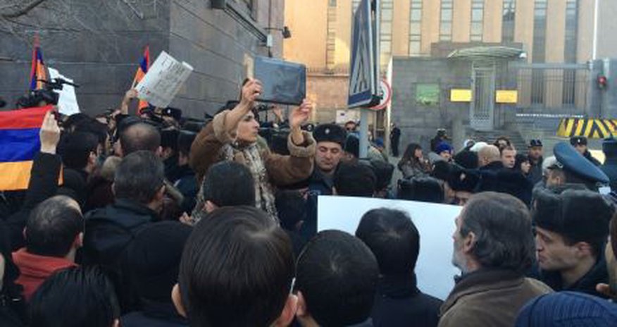 Ermənistanda yaşayan ruslara qadağa Ermənistanda yaşayan ruslara qadağa