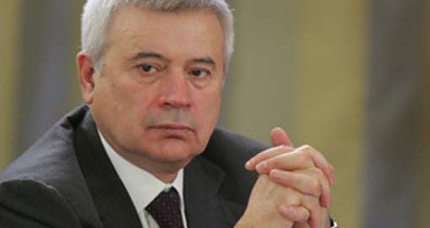 Цена нефти может упасть до 25 долларов Цена нефти может упасть до 25 долларов