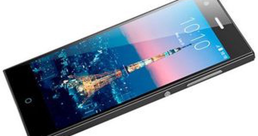 “Selfi” həvəskarları üçün ucuz smartfon “Selfi” həvəskarları üçün ucuz smartfon