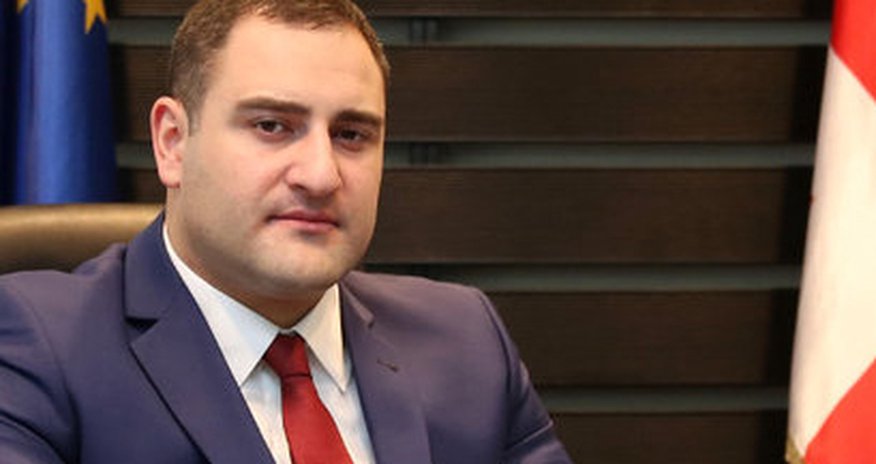 Daxili işlər naziri istefa verdi Daxili işlər naziri istefa verdi