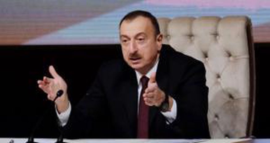 Ильхам Алиев: "Чиновники будут наказаны и впредь" Ильхам Алиев: "Чиновники будут наказаны и впредь"