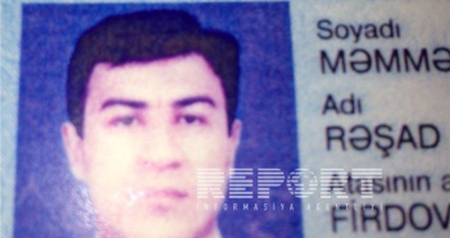 Bakıda məktəbliyə hücüm edən manyakın görüntüləri yayıldı Bakıda məktəbliyə hücüm edən manyakın görüntüləri yayıldı