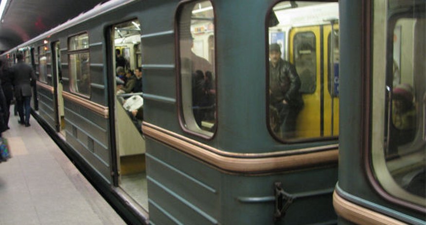 В Бакинском метро произошло ЧП В Бакинском метро произошло ЧП