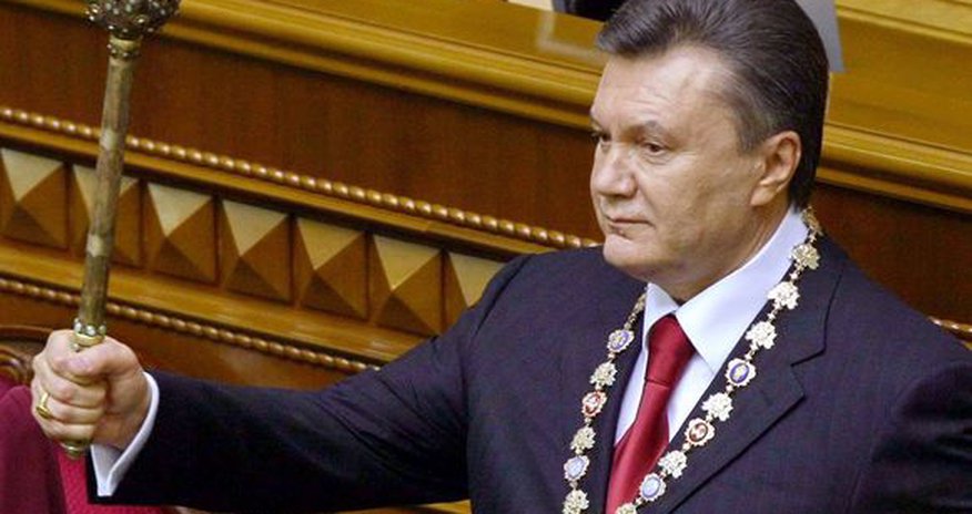 Янукович лишен титула Янукович лишен титула