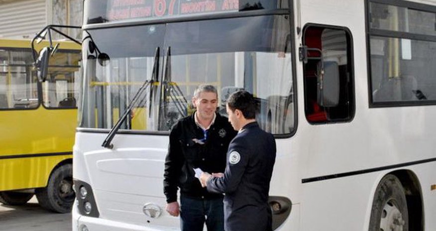 Avtobus və taksi sürücülərinin vahid geyim formaları olacaq Avtobus və taksi sürücülərinin vahid geyim formaları olacaq