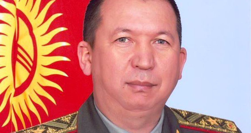 Qırğızıstanın müdafiə naziri Bakıya gəlir Qırğızıstanın müdafiə naziri Bakıya gəlir