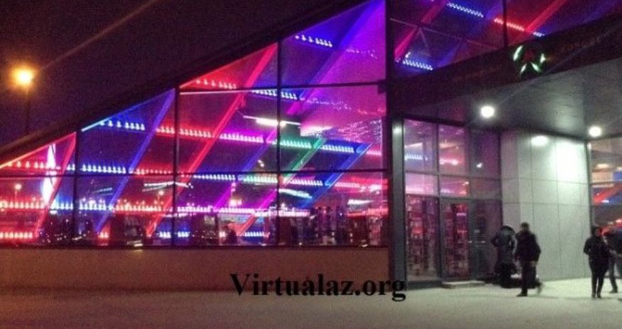 Первый книжный магазин в метро Первый книжный магазин в метро