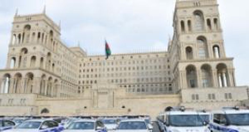 Президент принял участие в церемонии передачи в пользование новых автомобилей Президент принял участие в церемонии передачи в пользование новых автомобилей