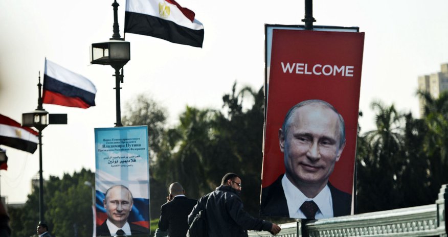 Egypt welcomes Putin with horribly mangled Russian anthem Egypt welcomes Putin with horribly mangled Russian anthem