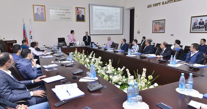 Bakı Ali Neft Məktəbində seminar Bakı Ali Neft Məktəbində seminar